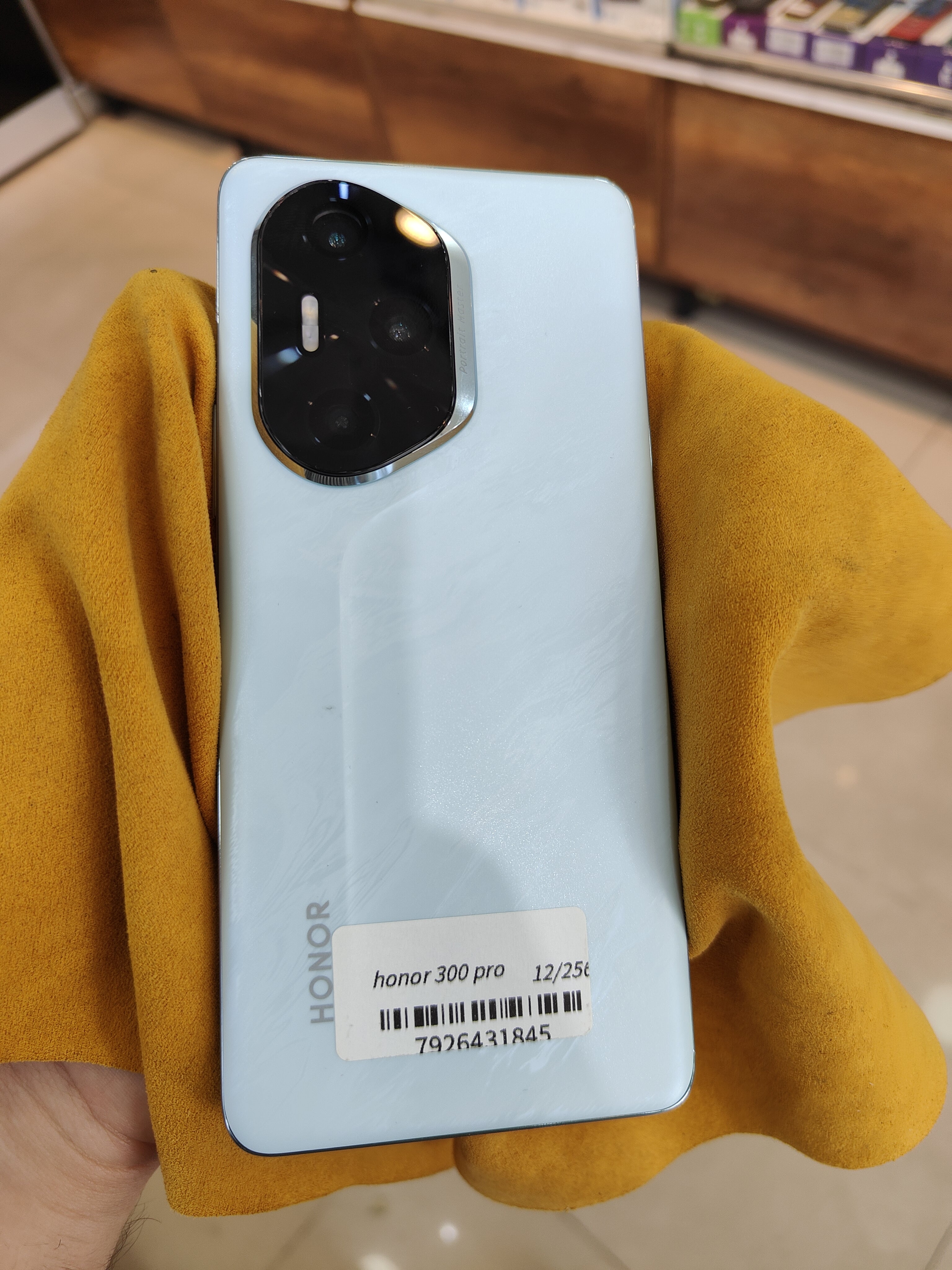 honor300 pro 12/256