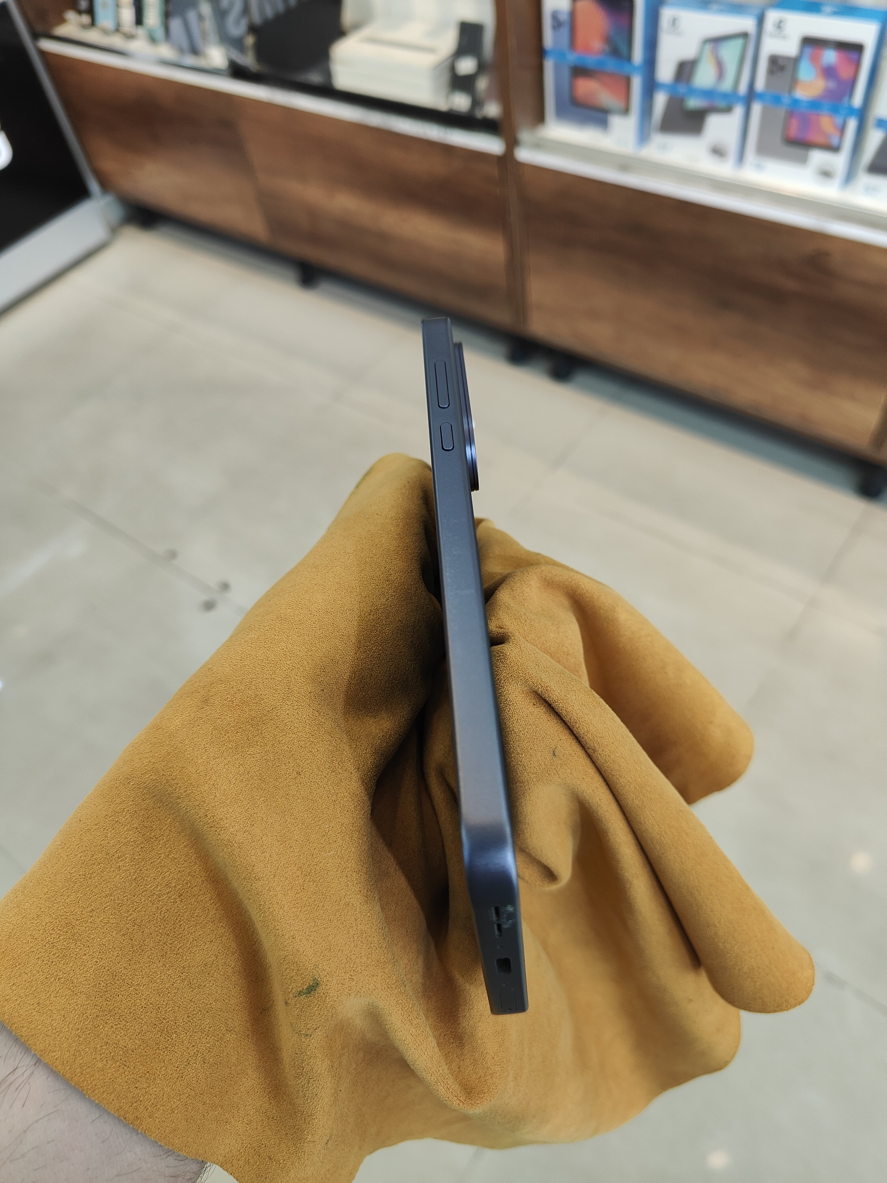 oneplus ace5 ultra 12/256 كابة